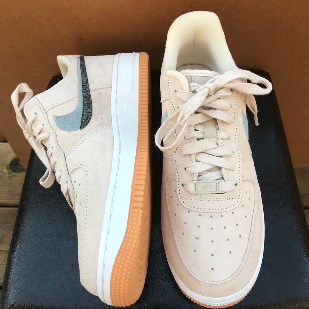 Nike AF1 Women’s Size 7 - Force Guava Ice